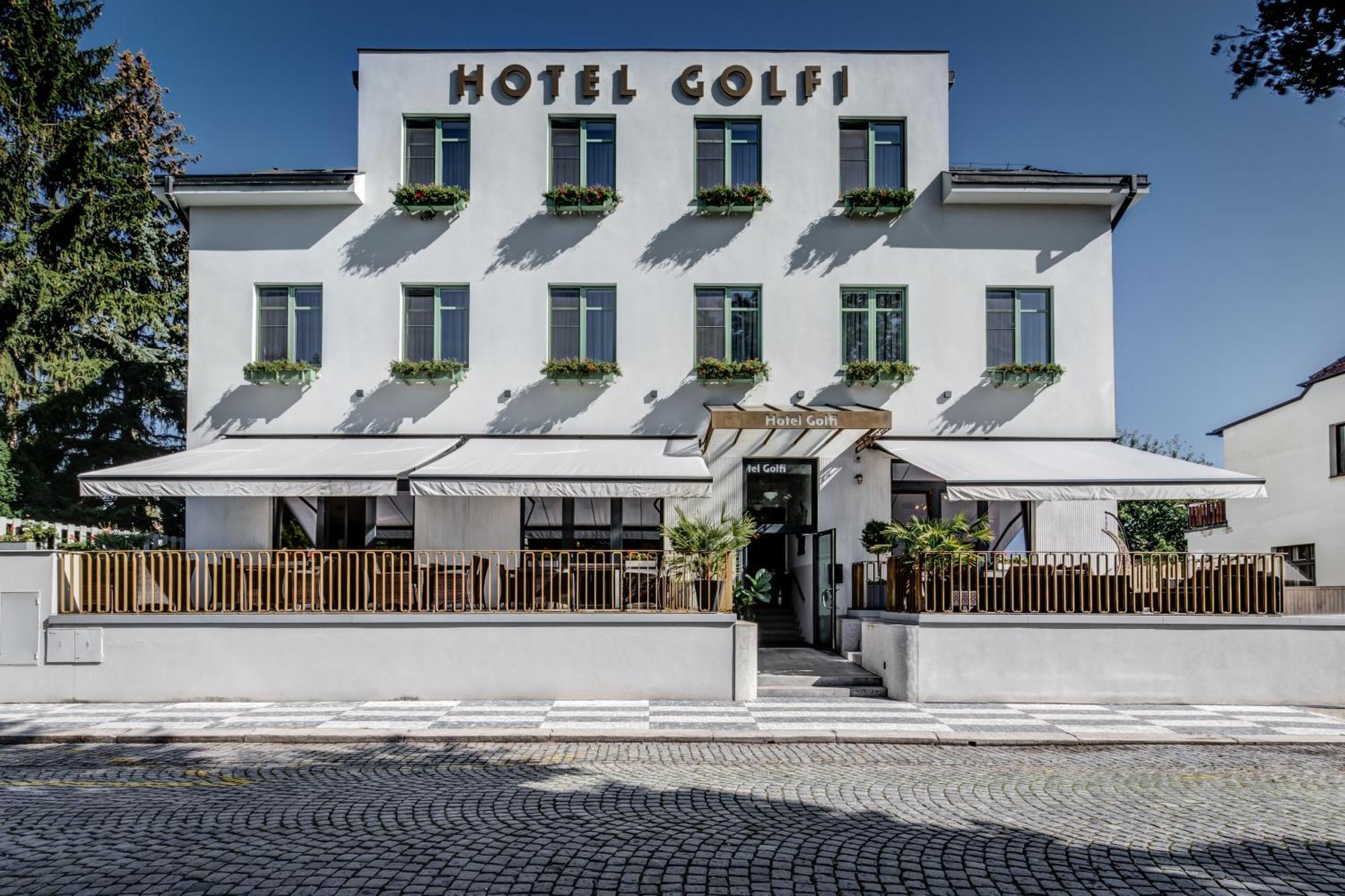 Hotel Golfi Poděbrady Εξωτερικό φωτογραφία